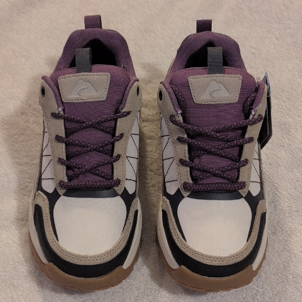 🥾 NWT Ozark Trail Women’s Waterproof Hiking Sneakers – Size 6